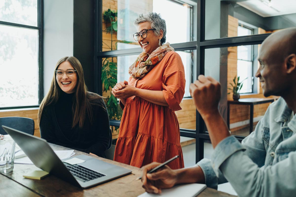 How to Be an Inspiring Leader and Avoid Toxic Positivity in the Workplace